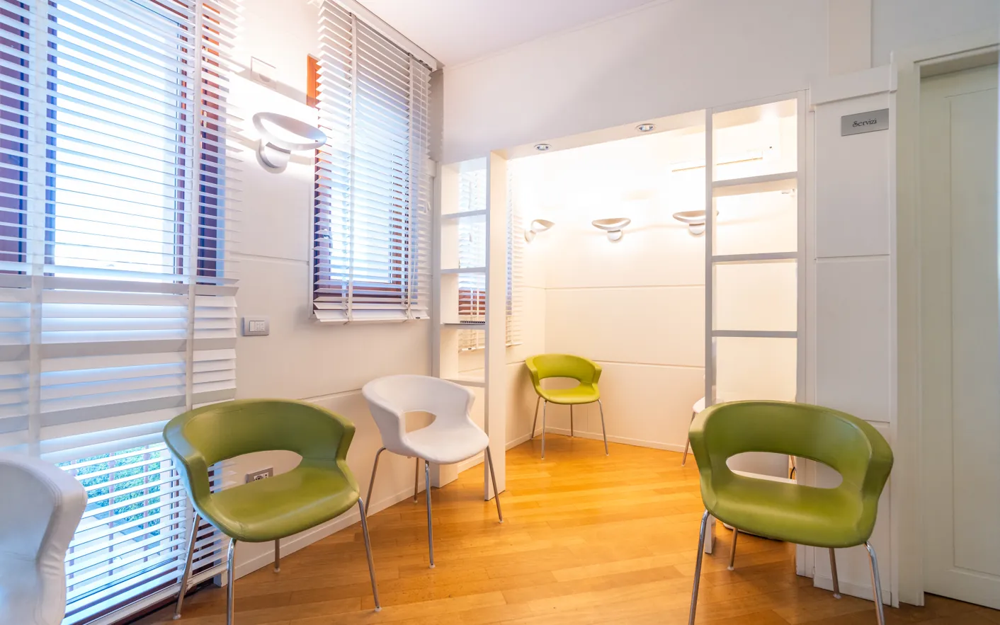 La sala d'attesa dello studio dentistico in Via Tripoli a Montecatini Terme